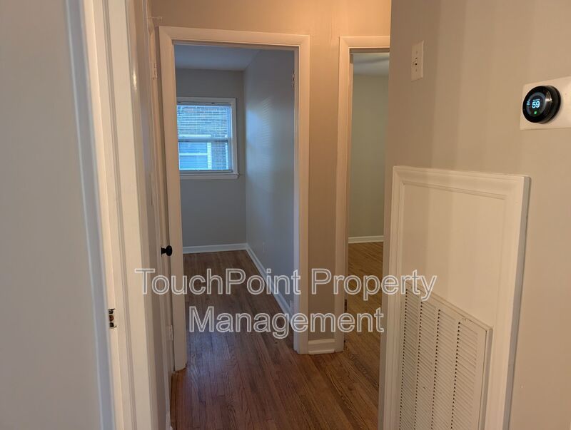 Cozy Ranch Style home located in the Matthews Park community. property image