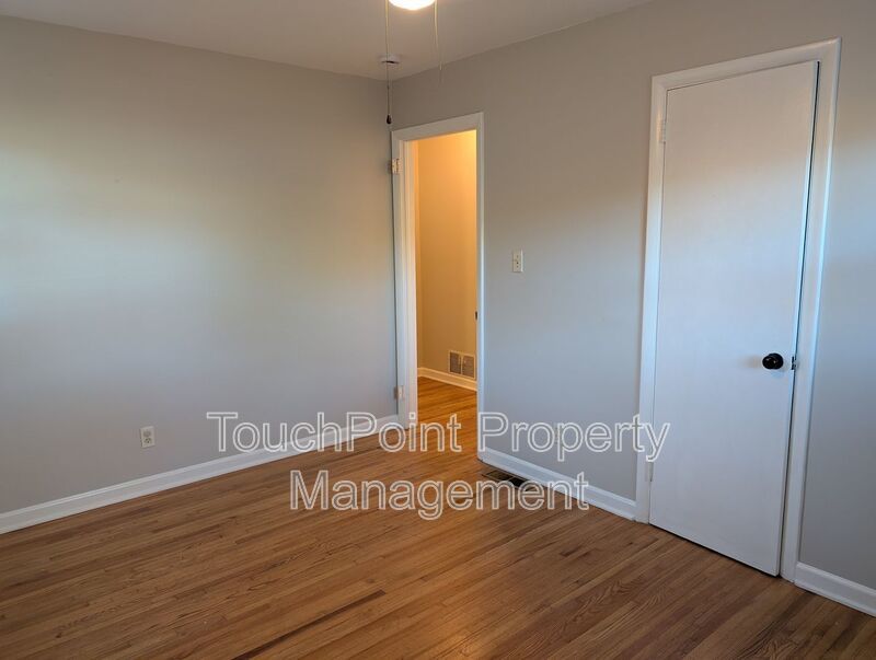 Cozy Ranch Style home located in the Matthews Park community. property image