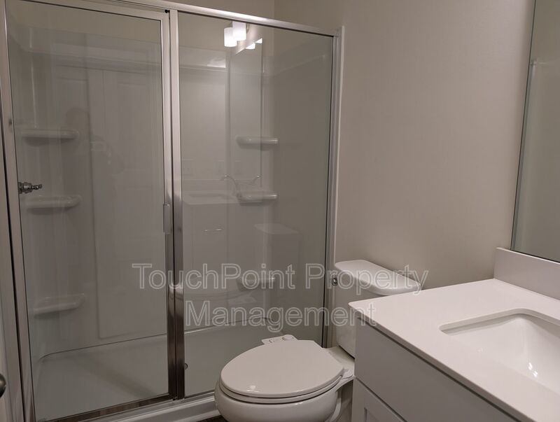 Beautiful End Unit Townhome in the Alexander Providence Community! property image