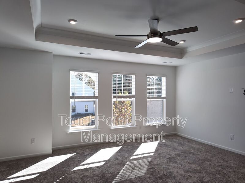 New Build Townhome located in the Pringle Towns Community! property image