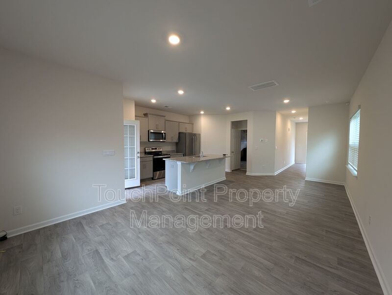 Lovely End Unit Townhome located in the Trinity Village community! property image