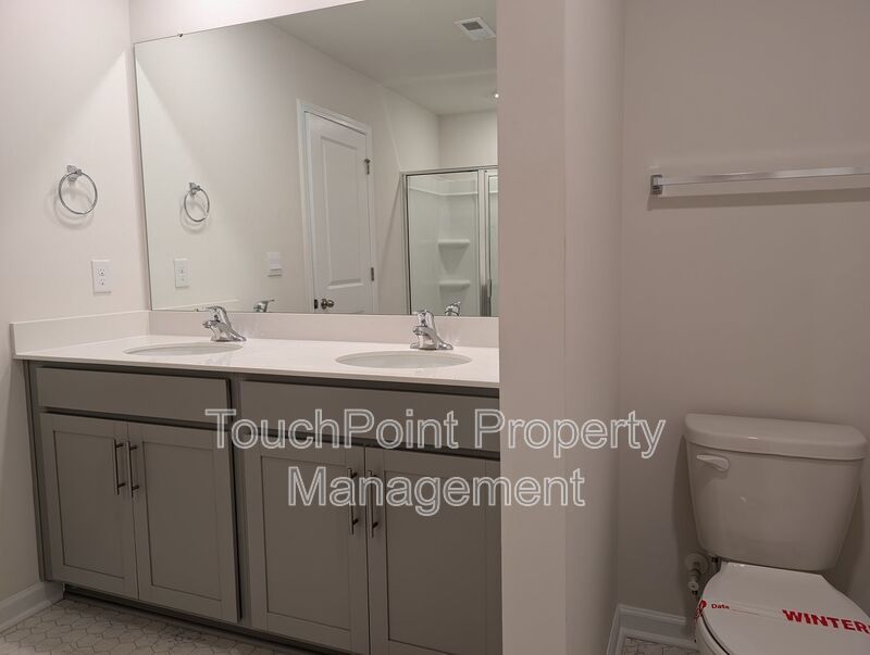 Lovely End Unit Townhome located in the Trinity Village community! property image