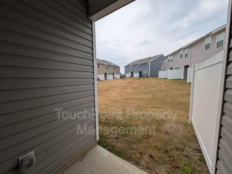 Lovely End Unit Townhome located in the Trinity Village community! property image