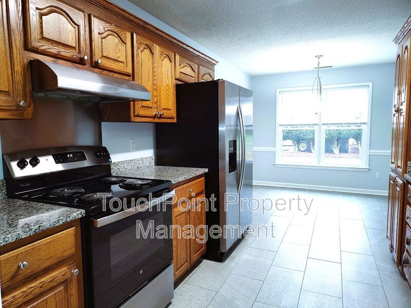 Pristine, Ranch Style Home Located in the Clubview Acres Community in Monroe property image