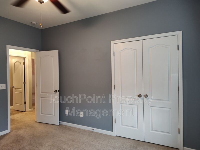 Beautiful Ranch Style home located in the Creekshire Village community! property image