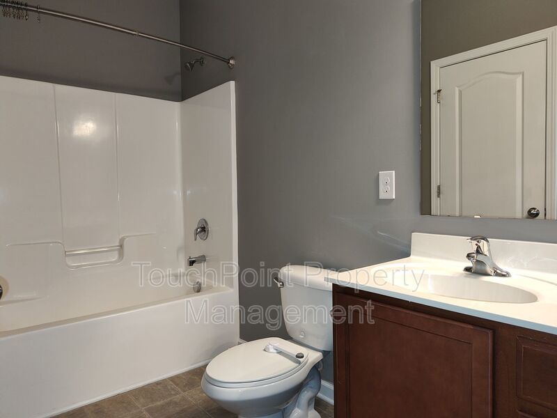 Beautiful Ranch Style home located in the Creekshire Village community! property image