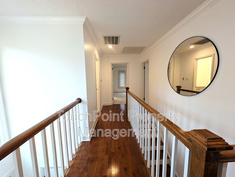 Charming 4 bedroom, 2.5 bath home located in the Raintree Community! property image