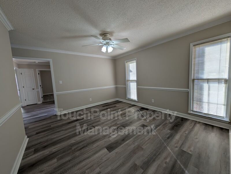 Gorgeous Brick 4 bedroom, 4 bathroom home located in the Farmwood community in Minthill! property image