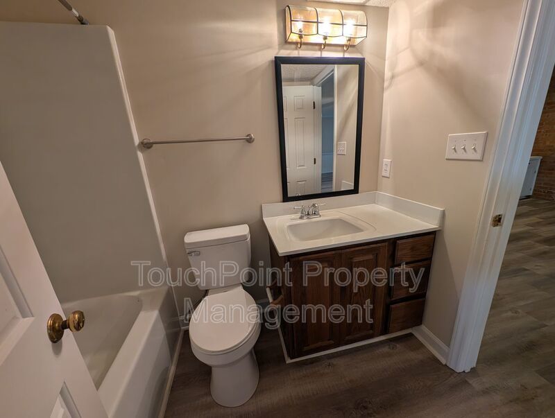 Gorgeous Brick 4 bedroom, 4 bathroom home located in the Farmwood community in Minthill! property image