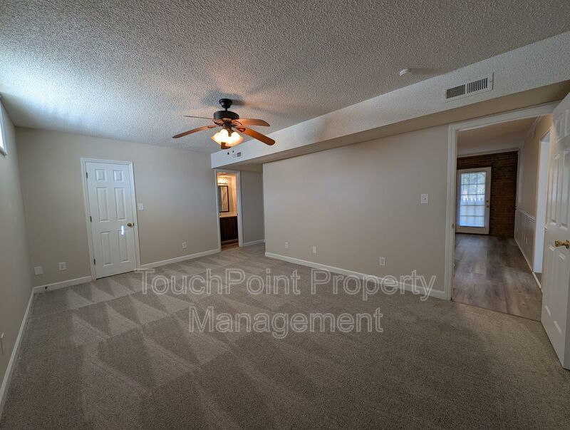 Gorgeous Brick 4 bedroom, 4 bathroom home located in the Farmwood community in Minthill! property image