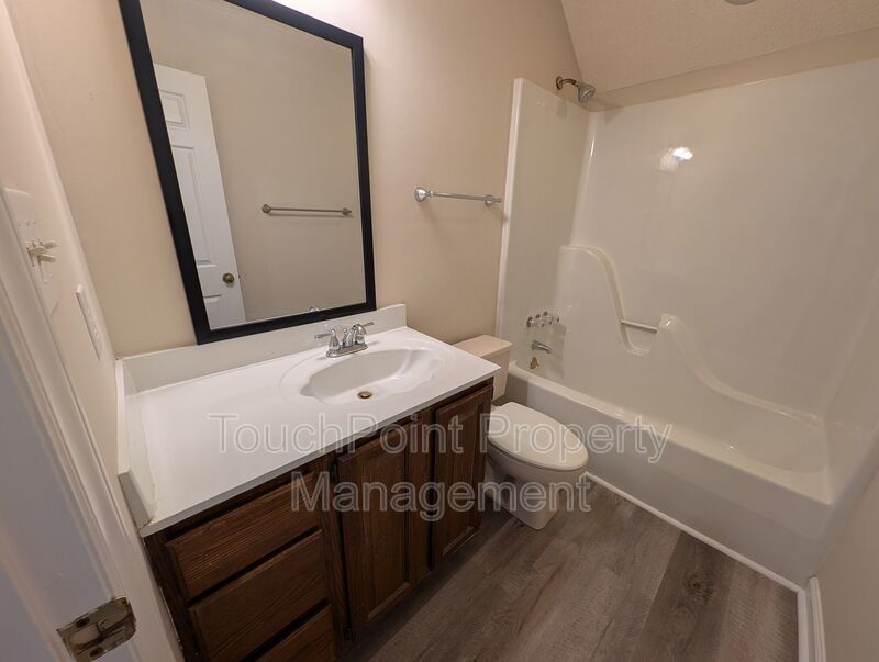 Gorgeous Brick 4 bedroom, 4 bathroom home located in the Farmwood community in Minthill! property image