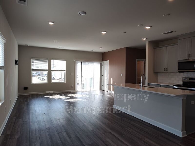 Beautiful 3 bedroom, 2.5 bathroom townhome in Belterra! property image