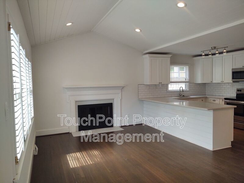 Beautifully renovated brick tri-level home located in the popular Amity Gardens! property image