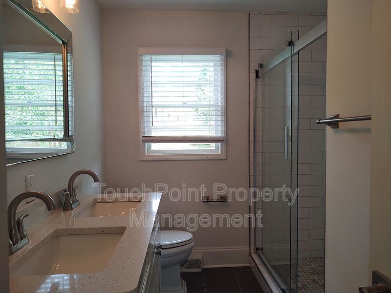 Beautifully renovated brick tri-level home located in the popular Amity Gardens! property image