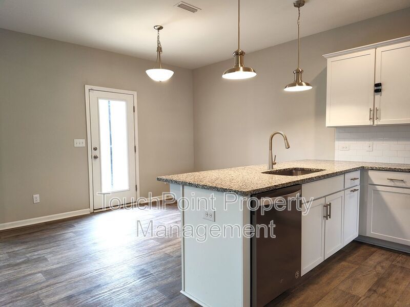 Beautiful home located in the Upper Riverpointe Community in Charlotte ! property image