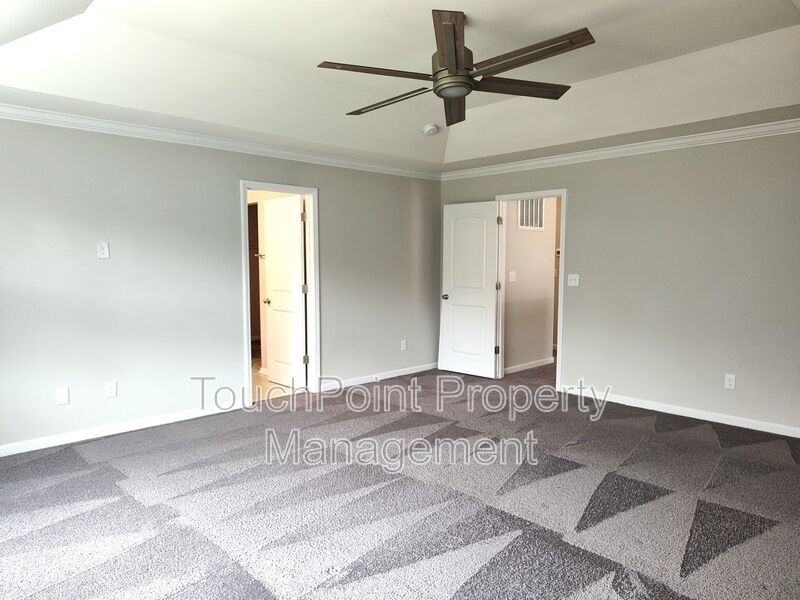 Beautiful home located in the Upper Riverpointe Community in Charlotte ! property image