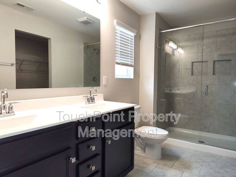 Beautiful home located in the Upper Riverpointe Community in Charlotte ! property image