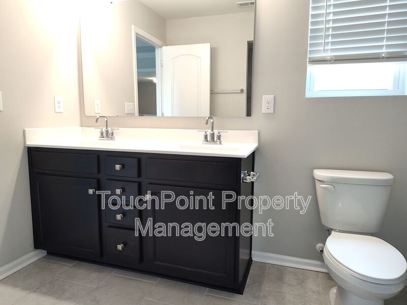 Beautiful home located in the Upper Riverpointe Community in Charlotte ! property image