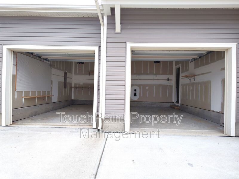 Beautiful home located in the Upper Riverpointe Community in Charlotte ! property image