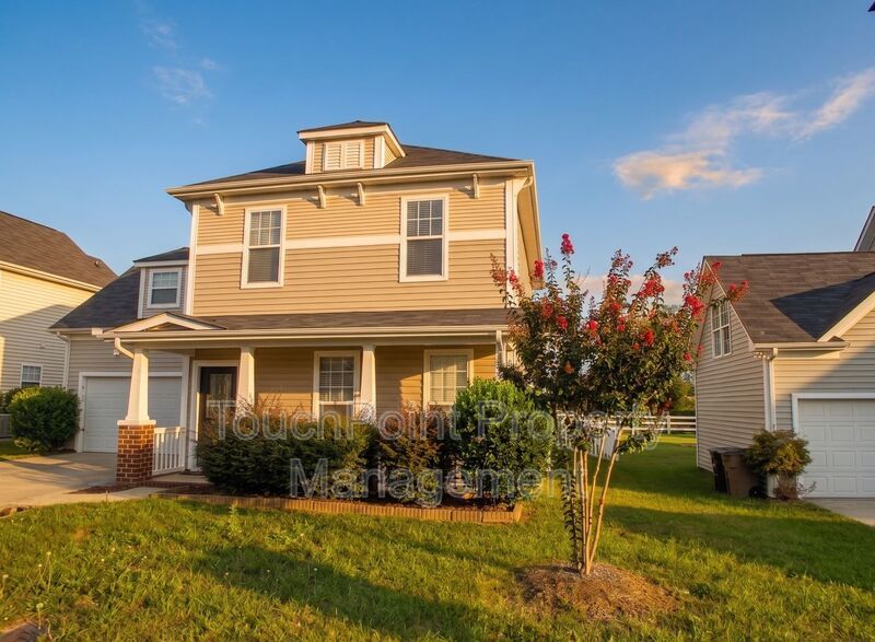 Charming 2 story, 4 bedroom, 2.5 bath home located in the Taylor Glen Subdivision! property image