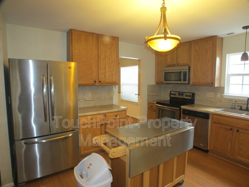 Cozy home located in the Hidden Creek Community! property image