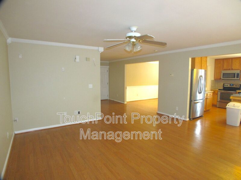 Cozy home located in the Hidden Creek Community! property image