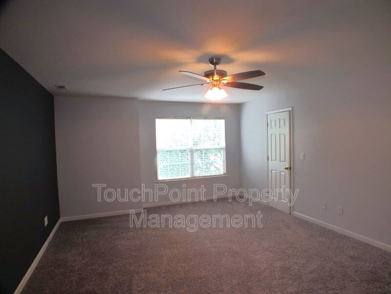Cozy home located in the Hidden Creek Community! property image