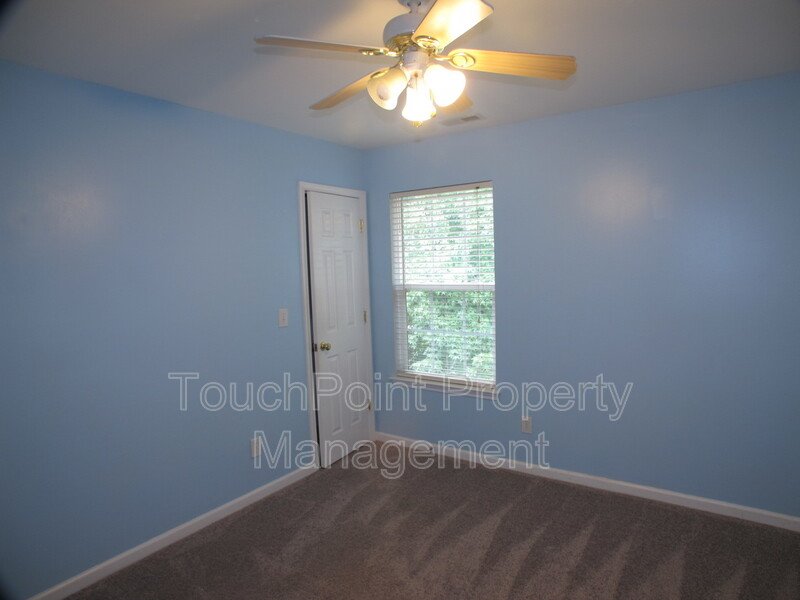 Cozy home located in the Hidden Creek Community! property image
