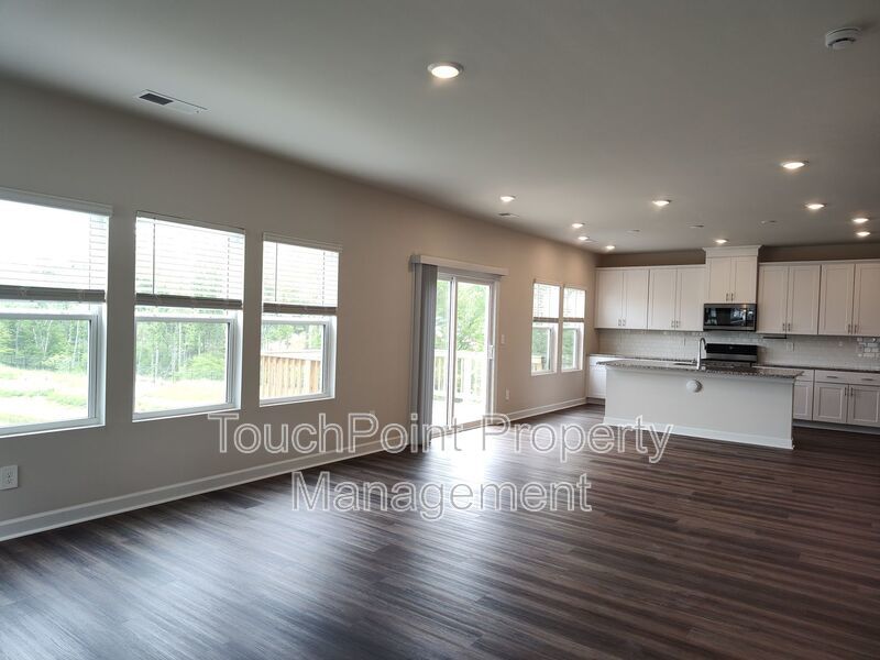 5 BD/3.5 BA House in Shepherds Landing! property image