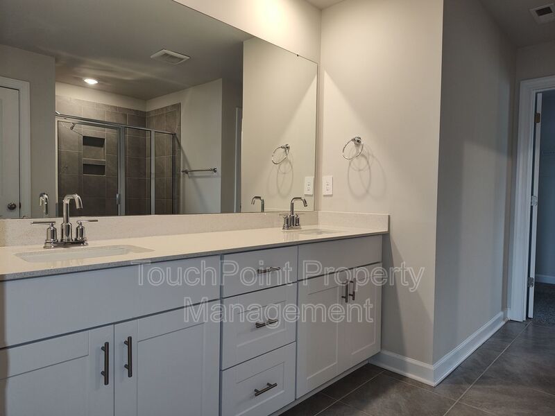 5 BD/3.5 BA House in Shepherds Landing! property image