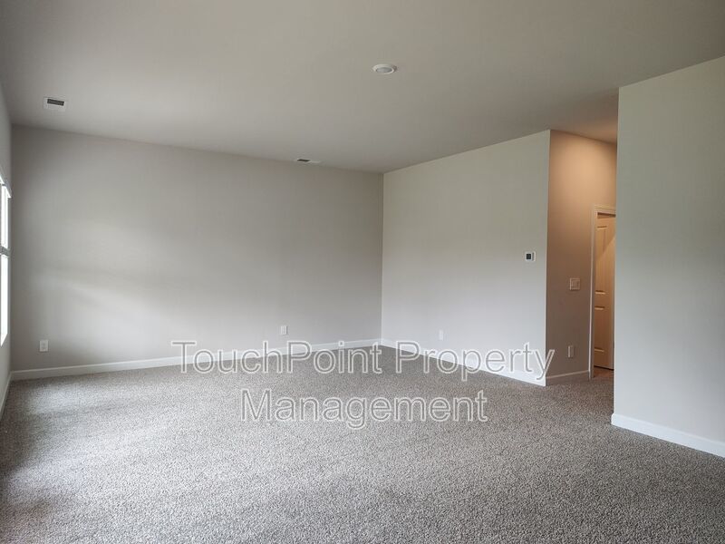 5 BD/3.5 BA House in Shepherds Landing! property image