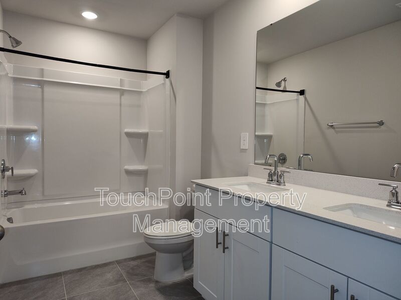 5 BD/3.5 BA House in Shepherds Landing! property image