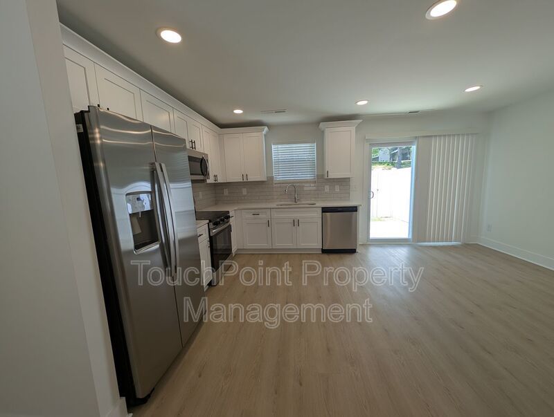 Newly built 2 story, 3 bedroom, 2.5 bath duplex located in Kannapolis! property image