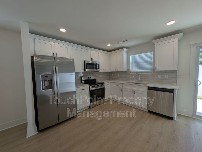 Newly built 2 story, 3 bedroom, 2.5 bath duplex located in Kannapolis! property image