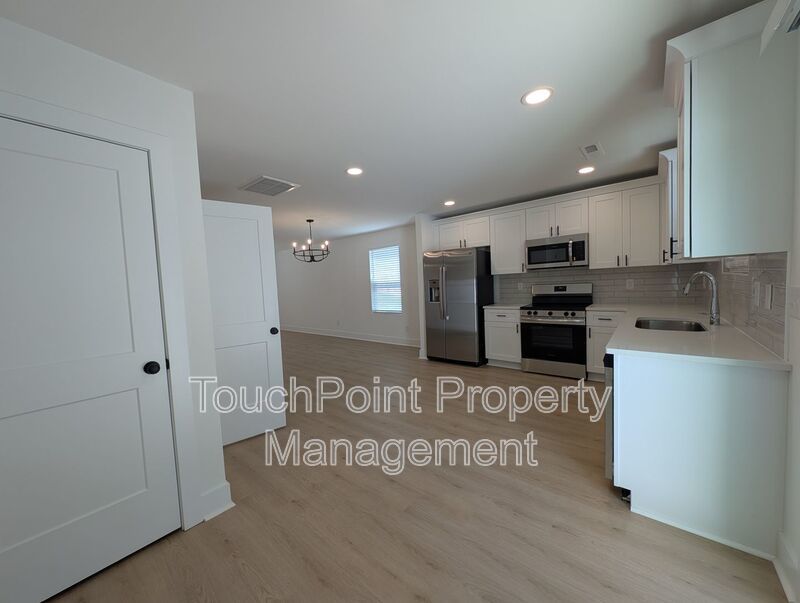 Newly built 2 story, 3 bedroom, 2.5 bath duplex located in Kannapolis! property image