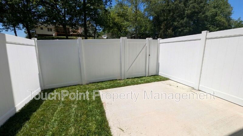 Newly built 2 story, 3 bedroom, 2.5 bath duplex located in Kannapolis! property image