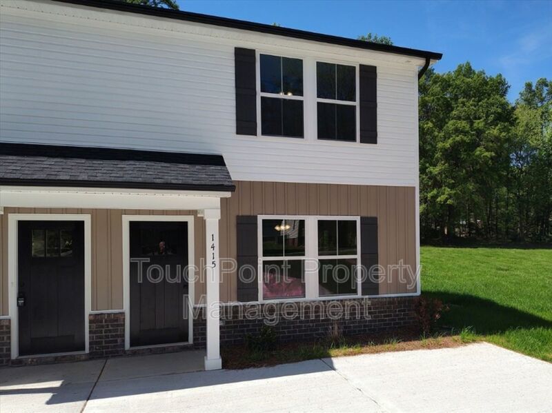 Newly built 2 story, 3 bedroom, 2.5 bath duplex located in Kannapolis! property image
