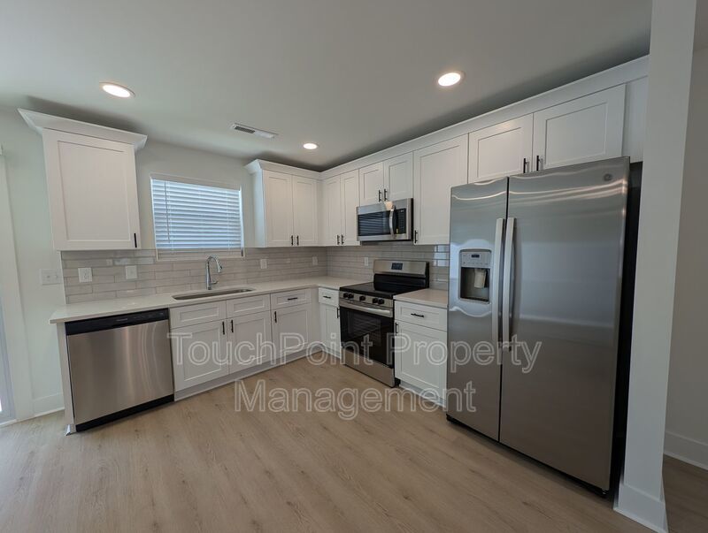 Newly built 2 story, 3 bedroom, 2.5 bath duplex located in Kannapolis! property image