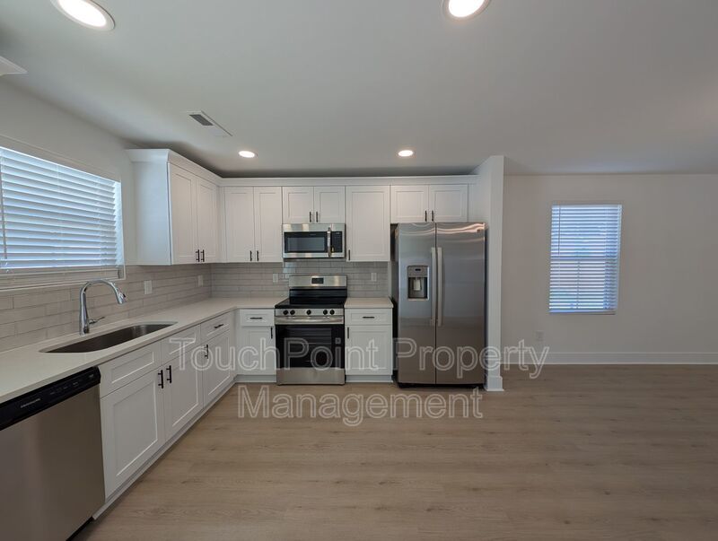 Newly built 2 story, 3 bedroom, 2.5 bath duplex located in Kannapolis! property image