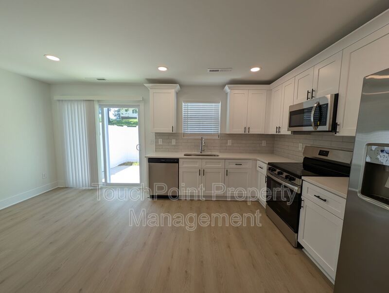 Newly built 2 story, 3 bedroom, 2.5 bath duplex located in Kannapolis! property image
