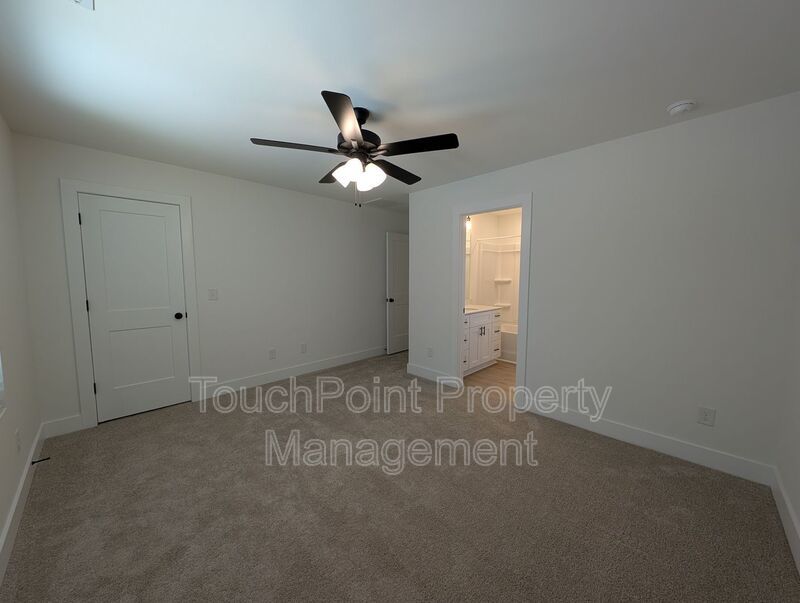 Newly built 2 story, 3 bedroom, 2.5 bath duplex located in Kannapolis! property image