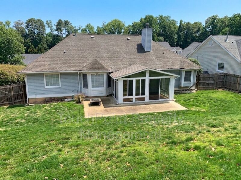 Beautiful Ranch Style Home located in the Brynmoor Community! property image
