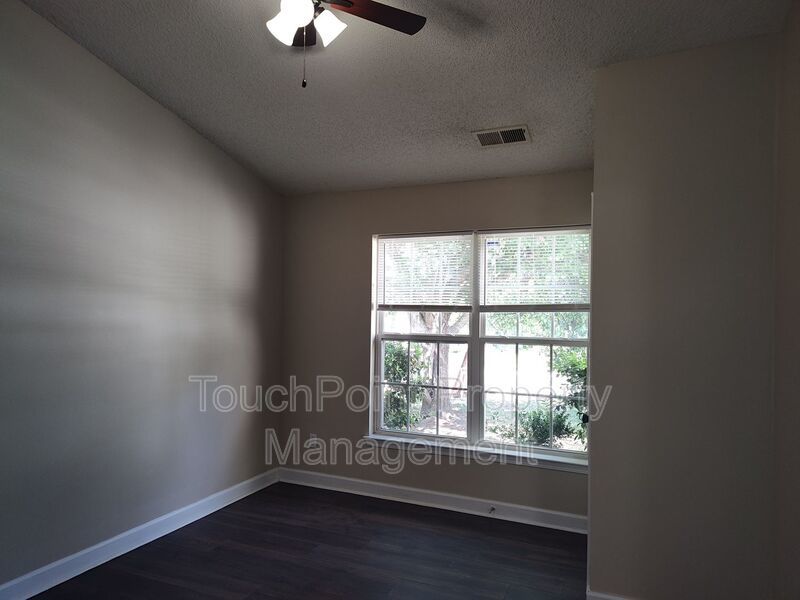 3 bed, 2.5 bath home located in Creekside at Coulwood! property image