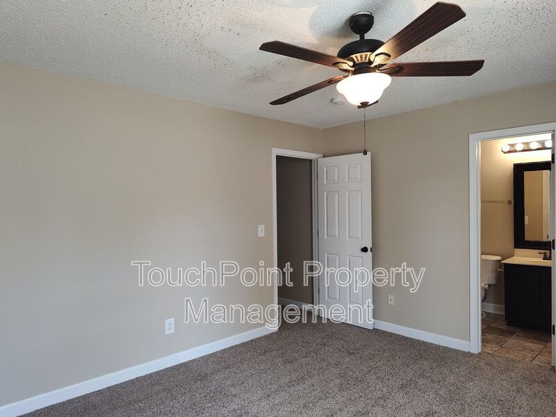 3 bed, 2.5 bath home located in Creekside at Coulwood! property image