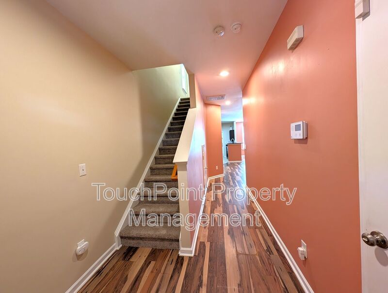 Charming, 2 Story End Unit Townhouse located in the Glenlea Park Community! property image