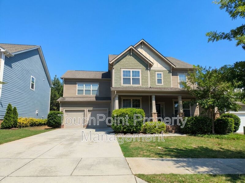 Beautiful 4BD 3.5BA Home located in the Millbridge Community! property image
