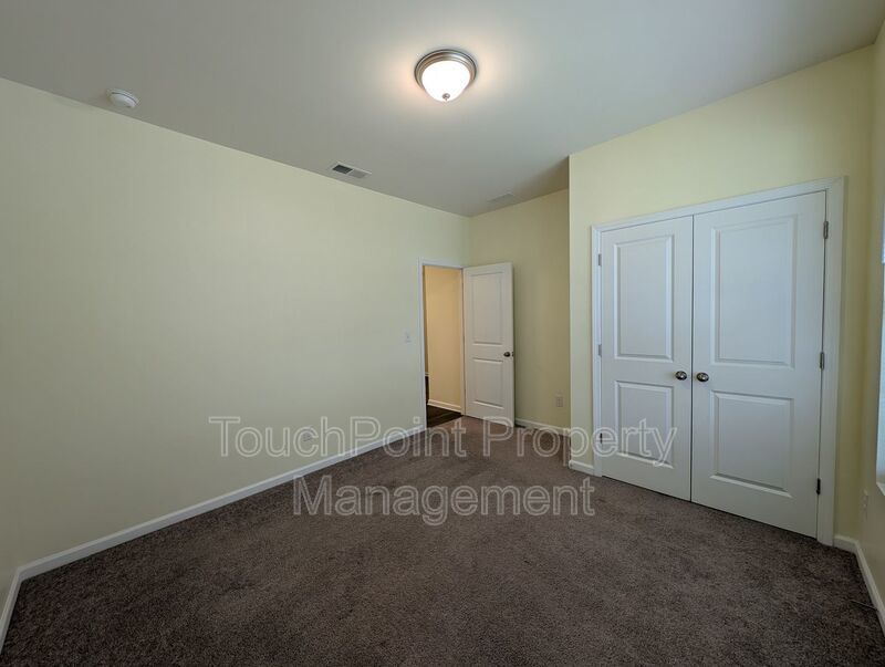 Spacious 4 bedroom, 2 bath Ranch Style Home located in Selwyn Landing ! property image