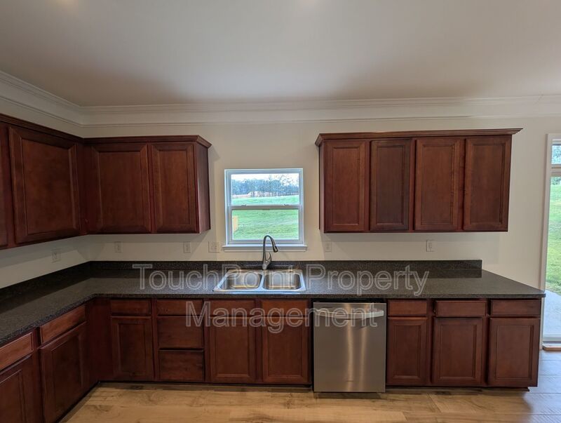 Stunning home located in the Crismark Community! property image