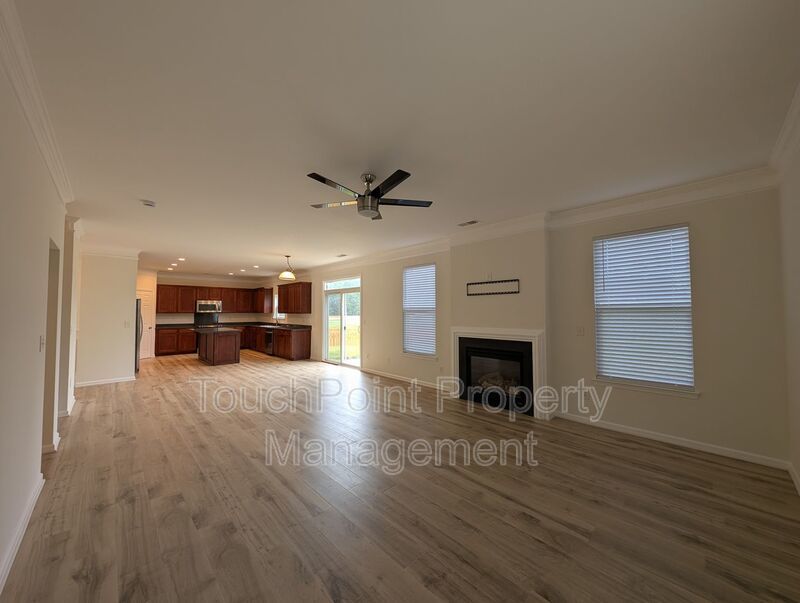 Stunning home located in the Crismark Community! property image