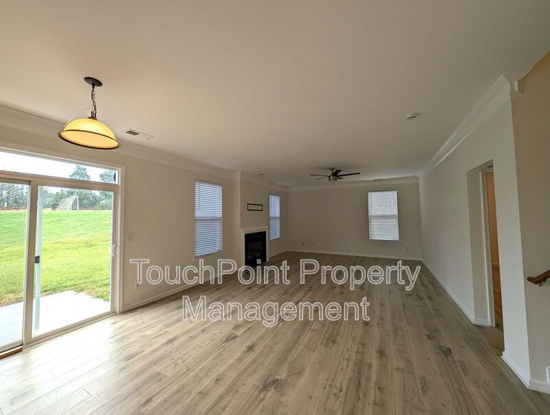 Stunning home located in the Crismark Community! property image